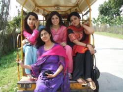 sexy hot girl pictures in Karachi