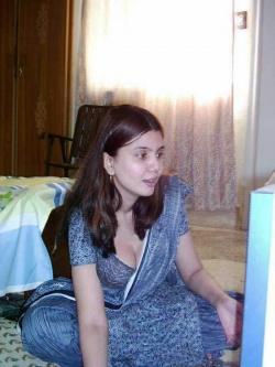 sexy hot girl pictures in Karachi