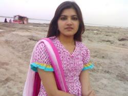 sexy hot girl pictures in Multan