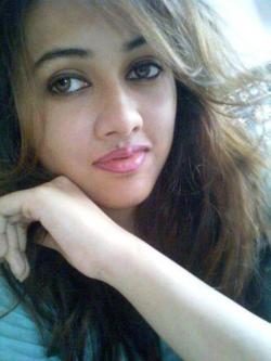 sexy hot girl pictures in Lahore