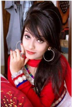 sexy hot girl pictures in Karachi