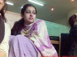 sexy hot girl pictures in Lahore